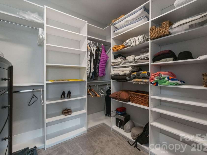 13630 Tranquil Day Drive, Matthews, NC 28105.  MLS# CAR4361521, YatesRealty ID 12229. Primary Closet