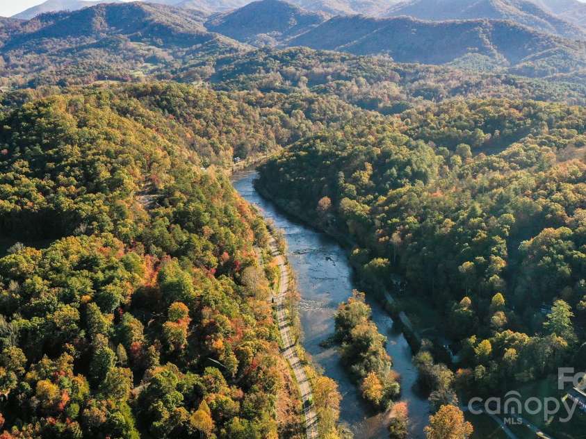 1048 River Road, Sylva, NC 28779.  MLS# CAR4321183, YatesRealty ID 12230. 