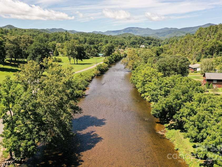 1048 River Road, Sylva, NC 28779.  MLS# CAR4321183, YatesRealty ID 12230. 