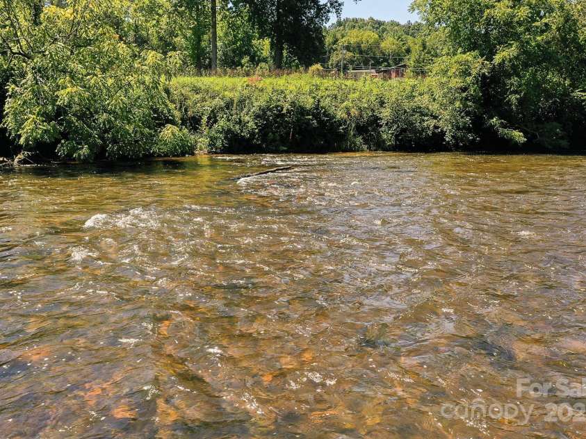 1048 River Road, Sylva, NC 28779.  MLS# CAR4321183, YatesRealty ID 12230. 