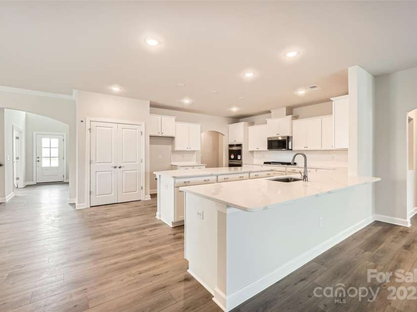 1557 Croydon Street, Indian Land, SC 29707.  MLS# CAR4239300, YatesRealty ID 12230. Kitchen