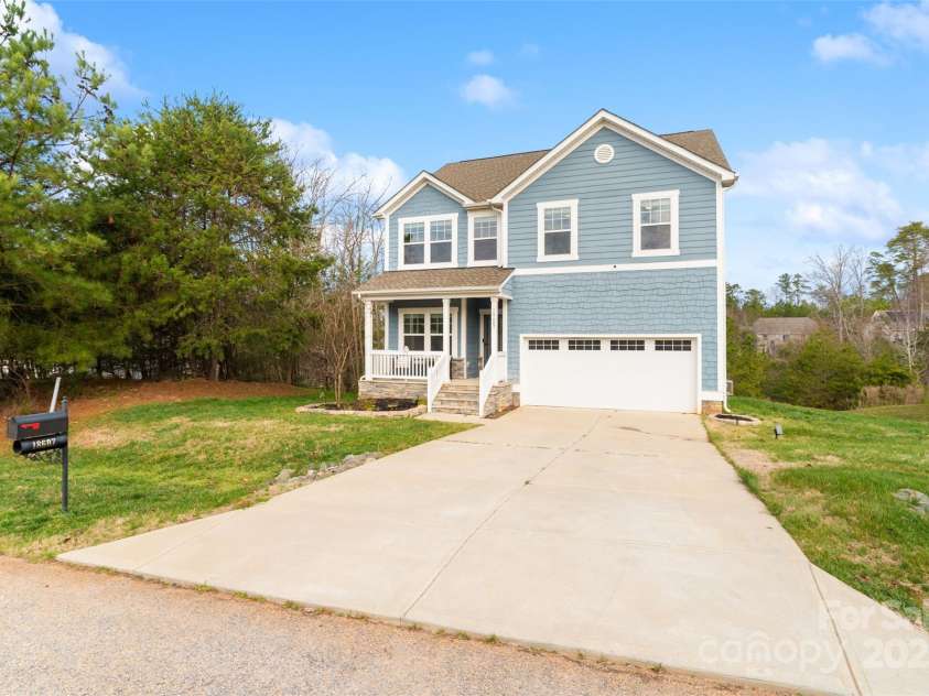 18607 Mainsail Court, Lancaster, SC 29720.  MLS# CAR4231294, YatesRealty ID 12231. 