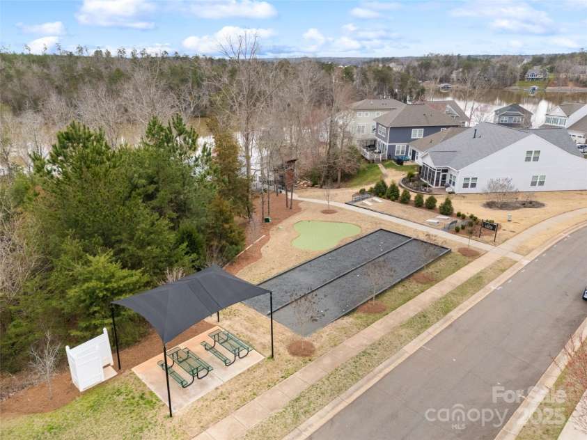18607 Mainsail Court, Lancaster, SC 29720.  MLS# CAR4231294, YatesRealty ID 12231. 