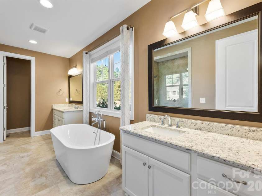 6065 Chimney Bluff Road, Lancaster, SC 29720.  MLS# CAR4334655, YatesRealty ID 12232. 