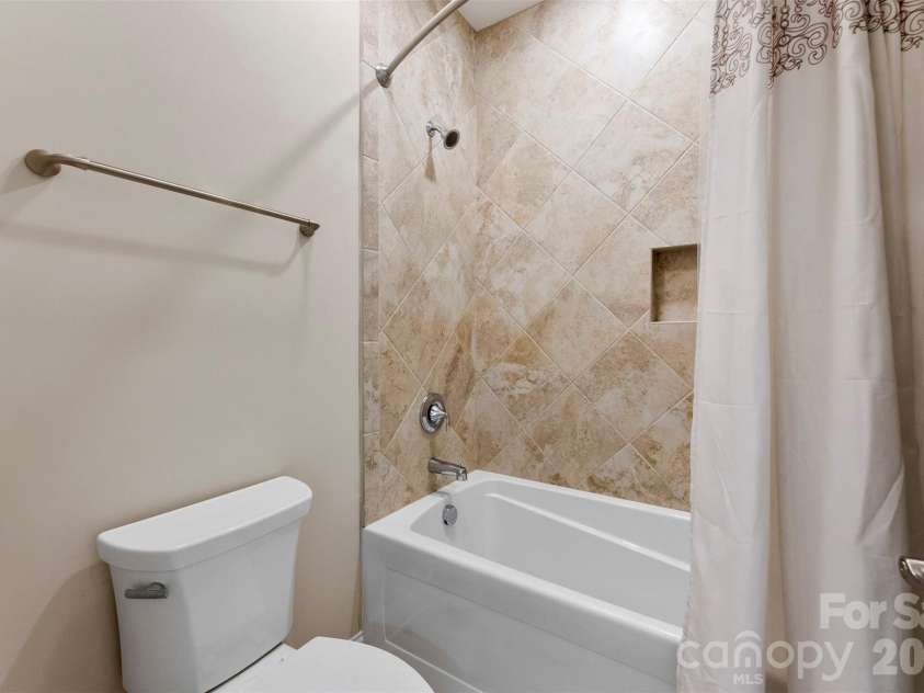 6065 Chimney Bluff Road, Lancaster, SC 29720.  MLS# CAR4334655, YatesRealty ID 12232. 