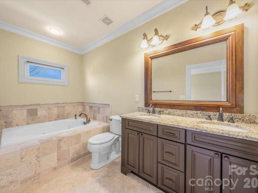1900 Funny Cide Drive, Waxhaw, NC 28173.  MLS# CAR4360156, YatesRealty ID 12233. 