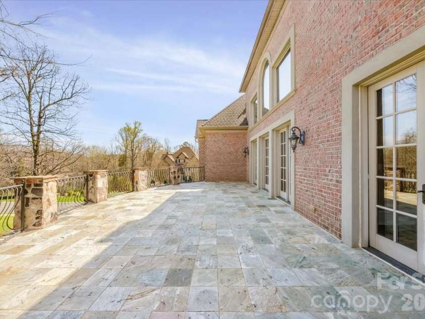 1900 Funny Cide Drive, Waxhaw, NC 28173.  MLS# CAR4360156, YatesRealty ID 12233. 