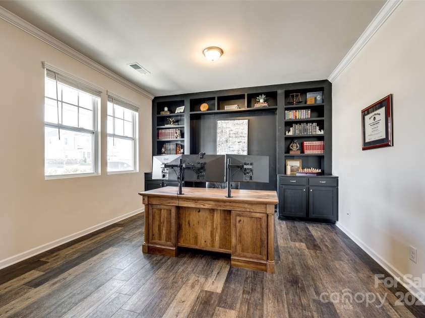 19010 Hawk Haven Lane, Charlotte, NC 28278.  MLS# CAR4244442, YatesRealty ID 12233. 