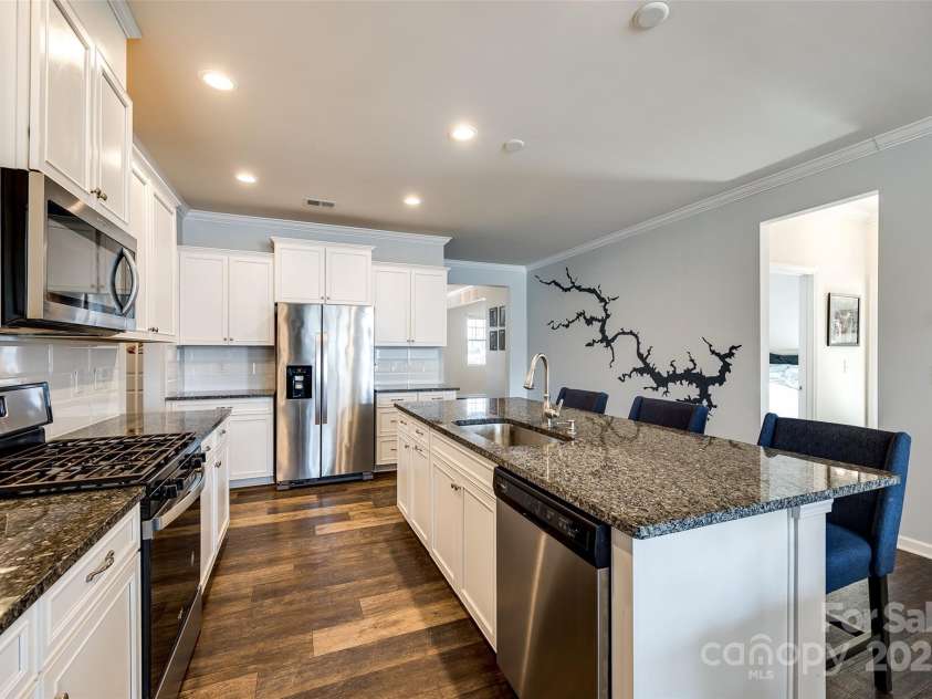 19010 Hawk Haven Lane, Charlotte, NC 28278.  MLS# CAR4244442, YatesRealty ID 12233. 