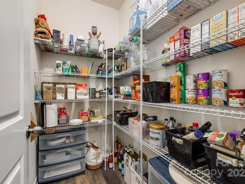 19010 Hawk Haven Lane, Charlotte, NC 28278.  MLS# CAR4244442, YatesRealty ID 12233. 