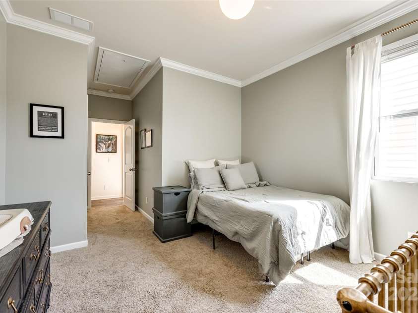 19010 Hawk Haven Lane, Charlotte, NC 28278.  MLS# CAR4244442, YatesRealty ID 12233. 