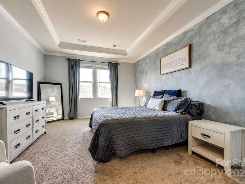 19010 Hawk Haven Lane, Charlotte, NC 28278.  MLS# CAR4244442, YatesRealty ID 12233. 