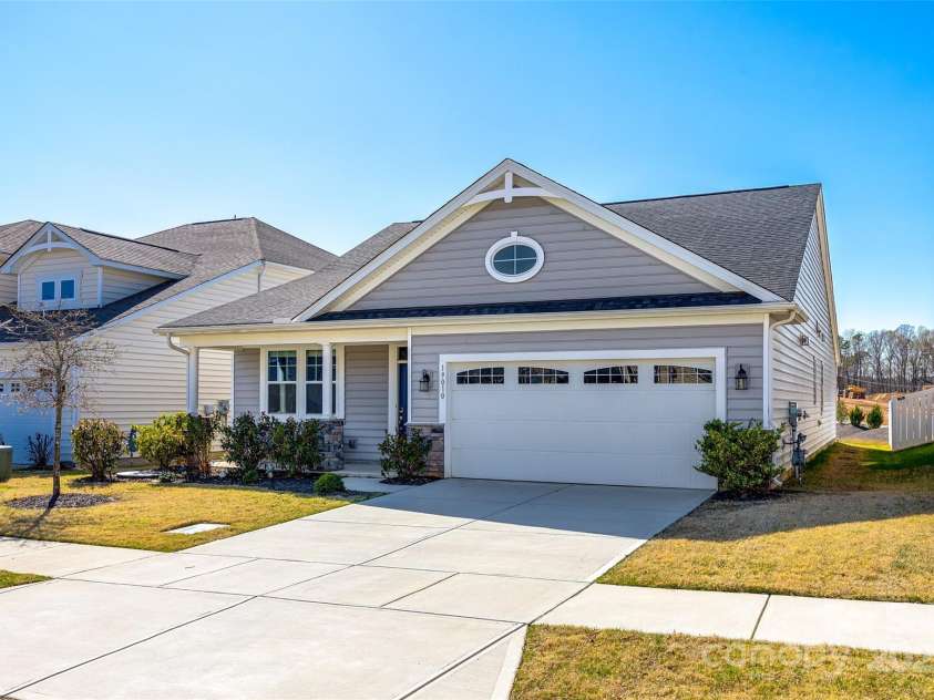 19010 Hawk Haven Lane, Charlotte, NC 28278.  MLS# CAR4244442, YatesRealty ID 12233. 