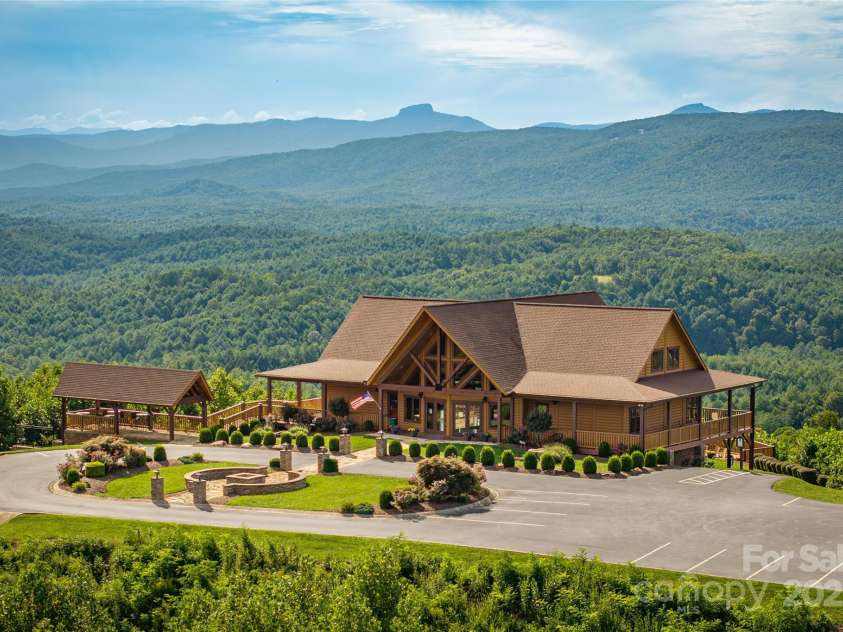 5417 Cedar Cove Way, Lenoir, NC 28645.  MLS# CAR4288277, YatesRealty ID 12235. 