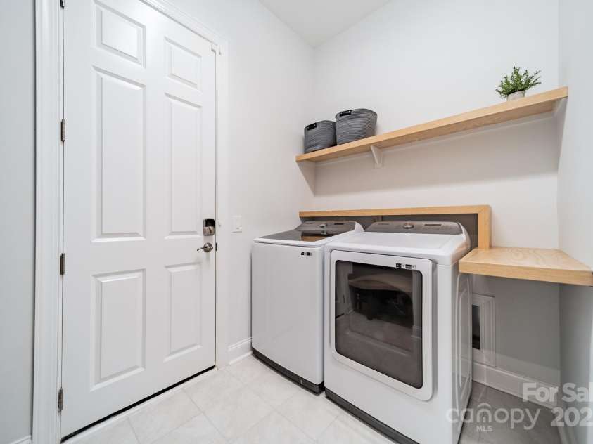 1107 Castle Road, Indian Land, SC 29707.  MLS# CAR4252791, YatesRealty ID 12237. Laundry/Mudroom