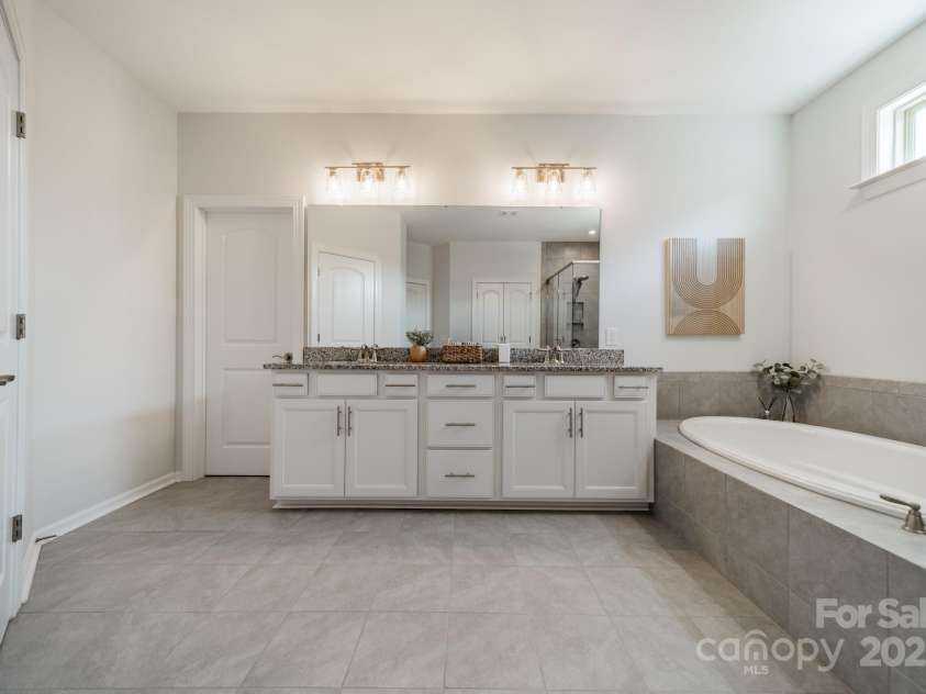 1107 Castle Road, Indian Land, SC 29707.  MLS# CAR4252791, YatesRealty ID 12237. Primary Bathroom
