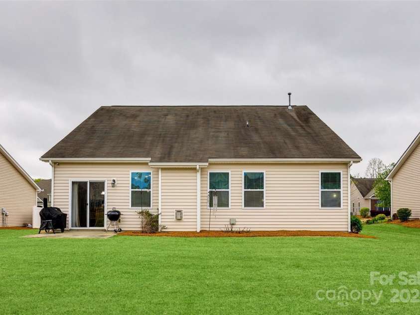1129 Black Walnut Road, Clover, SC 29710.  MLS# CAR4243457, YatesRealty ID 12238. 