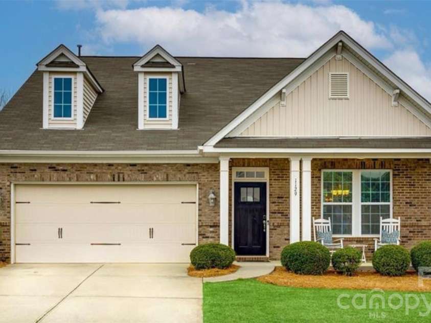 1129 Black Walnut Road, Clover, SC 29710.  MLS# CAR4334116, YatesRealty ID 12238. 