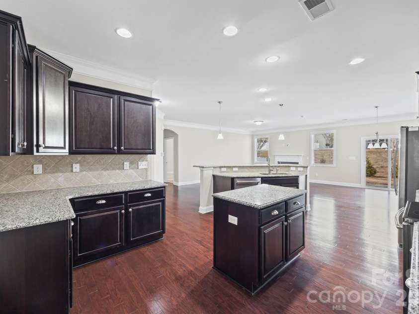 1129 Black Walnut Road, Clover, SC 29710.  MLS# CAR4334116, YatesRealty ID 12238. 