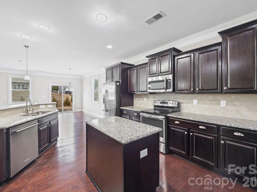 1129 Black Walnut Road, Clover, SC 29710.  MLS# CAR4334116, YatesRealty ID 12238. 