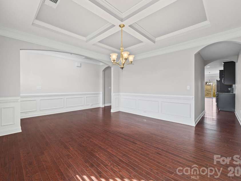 1129 Black Walnut Road, Clover, SC 29710.  MLS# CAR4334116, YatesRealty ID 12238. Arched entryway from the dining room to the kitchen