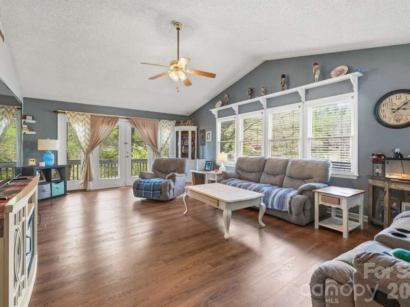 2090 Zacks Fork Road, Lenoir, NC 28645.  MLS# CAR4369438, YatesRealty ID 12239. 