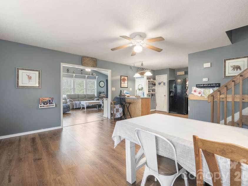 2090 Zacks Fork Road, Lenoir, NC 28645.  MLS# CAR4369438, YatesRealty ID 12239. 