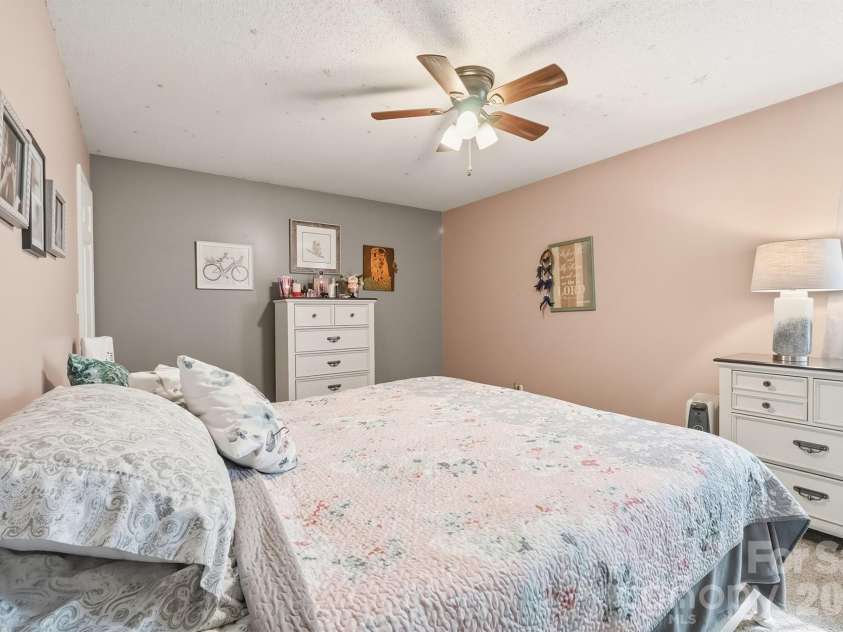 2090 Zacks Fork Road, Lenoir, NC 28645.  MLS# CAR4369438, YatesRealty ID 12239. 