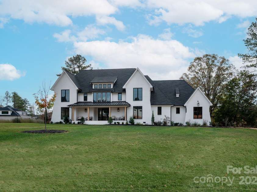 1017 Maxwell Court, Marvin, NC 28173.  MLS# CAR4198229, YatesRealty ID 1224. 
