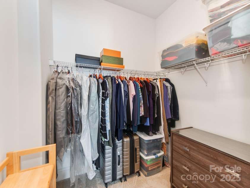 4620 Piedmont Row Drive, Charlotte, NC 28210.  MLS# CAR4300072, YatesRealty ID 1224. Large walk-in- closet