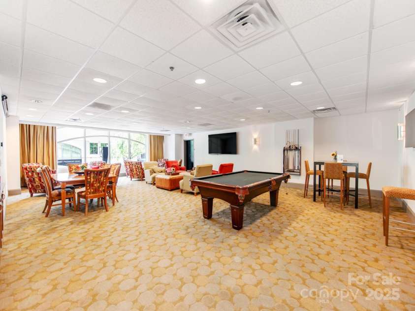 4620 Piedmont Row Drive, Charlotte, NC 28210.  MLS# CAR4300072, YatesRealty ID 1224. Rec Room