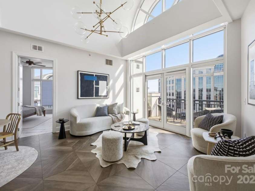 4620 Piedmont Row Drive, Charlotte, NC 28210.  MLS# CAR4312334, YatesRealty ID 1224. 