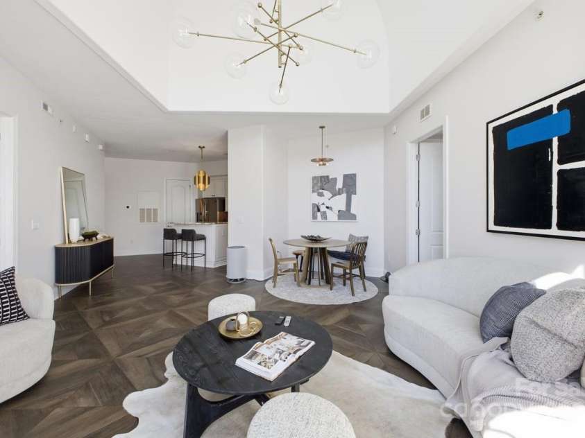 4620 Piedmont Row Drive, Charlotte, NC 28210.  MLS# CAR4312334, YatesRealty ID 1224. 