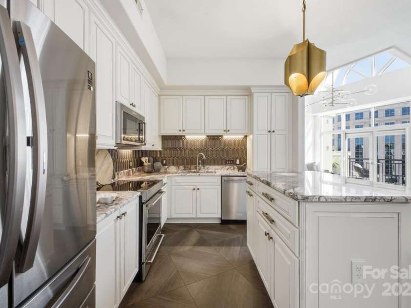 4620 Piedmont Row Drive, Charlotte, NC 28210.  MLS# CAR4312334, YatesRealty ID 1224. 