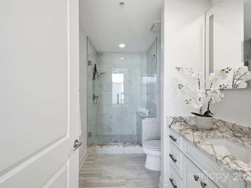 4620 Piedmont Row Drive, Charlotte, NC 28210.  MLS# CAR4312334, YatesRealty ID 1224. 