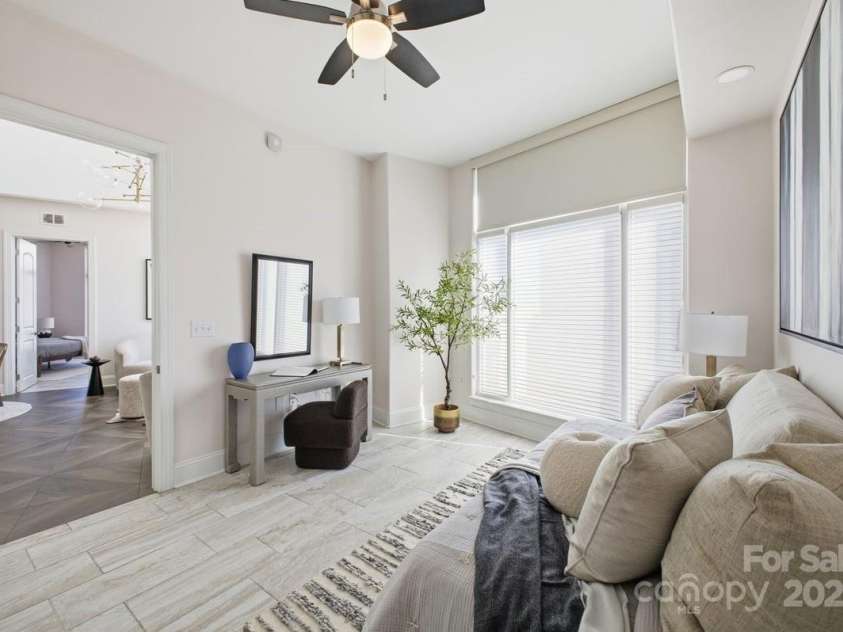 4620 Piedmont Row Drive, Charlotte, NC 28210.  MLS# CAR4312334, YatesRealty ID 1224. 