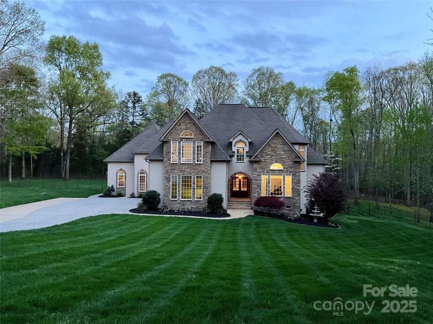 2017 Colorado Court, Lancaster, SC 29720.  MLS# CAR4239549, YatesRealty ID 12240. 2017 Colorado Court