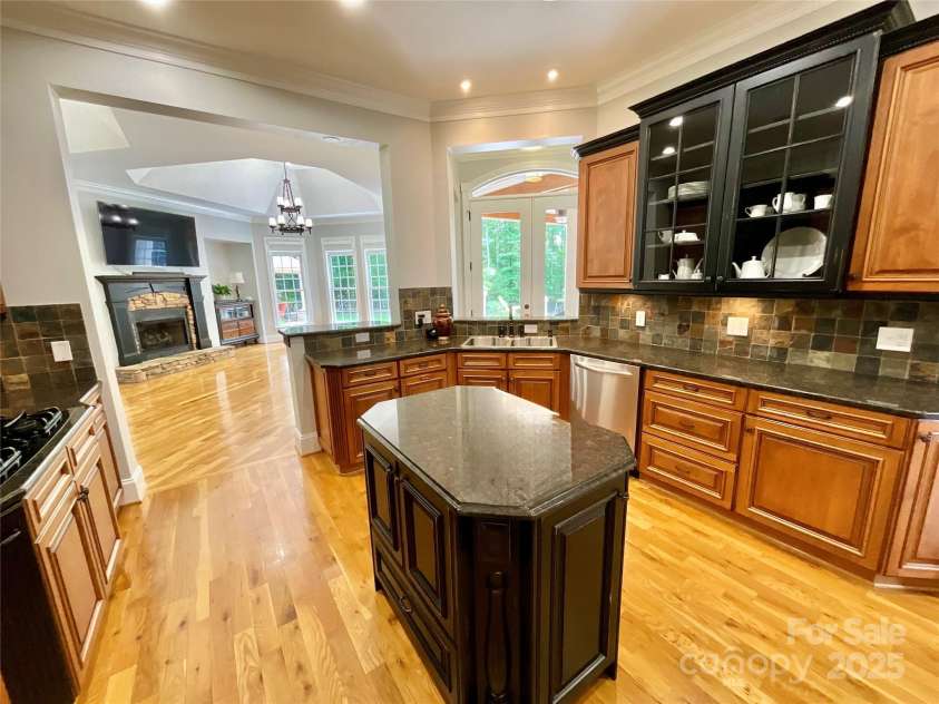 2017 Colorado Court, Lancaster, SC 29720.  MLS# CAR4239549, YatesRealty ID 12240. 