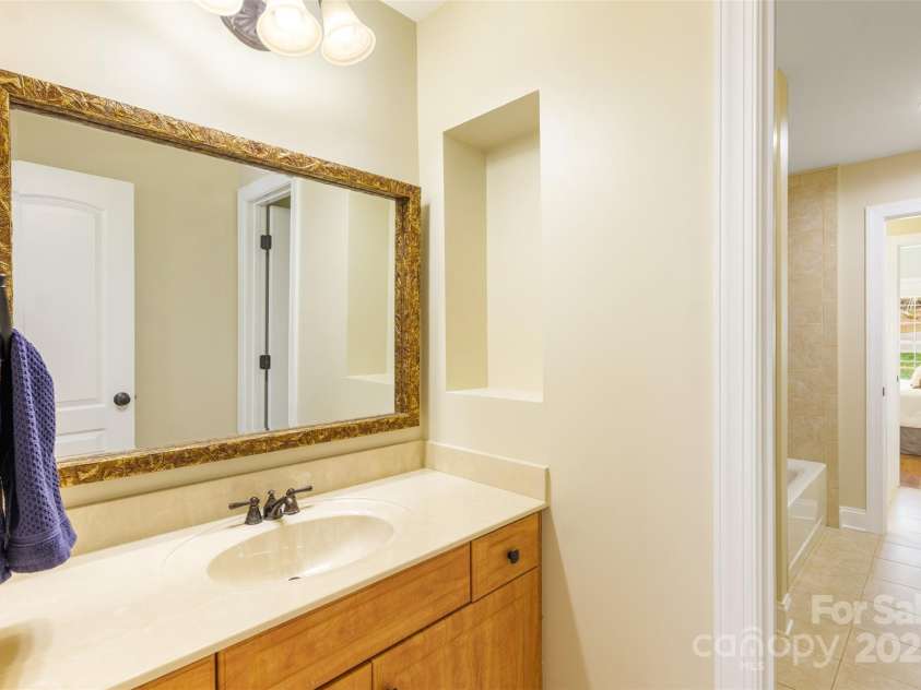 2017 Colorado Court, Lancaster, SC 29720.  MLS# CAR4239549, YatesRealty ID 12240. Jack-N-Jill services bedrooms 2 & 3