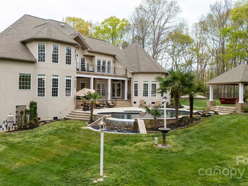 2017 Colorado Court, Lancaster, SC 29720.  MLS# CAR4239549, YatesRealty ID 12240. Right Side Rear View