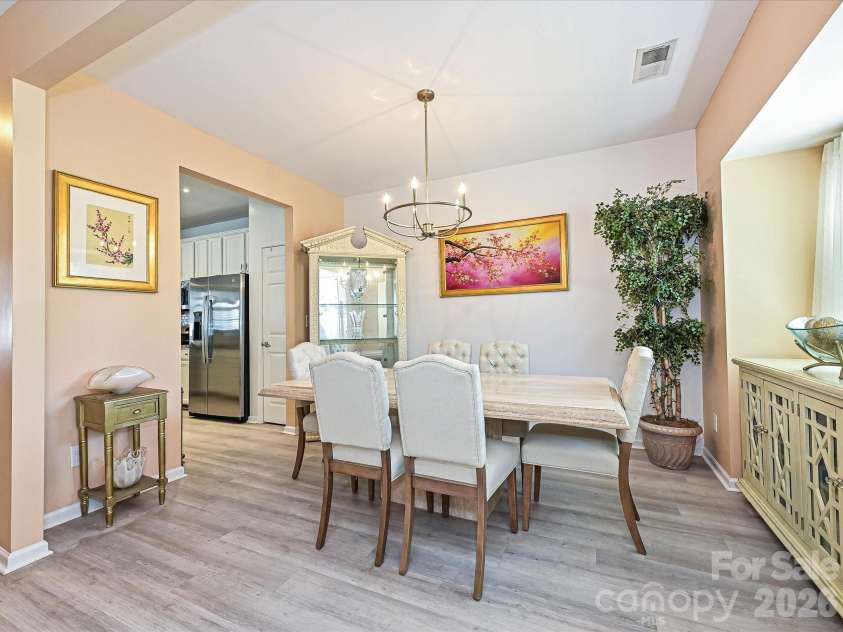 9740 Springholm Drive, Charlotte, NC 28278.  MLS# CAR4356147, YatesRealty ID 12242. 