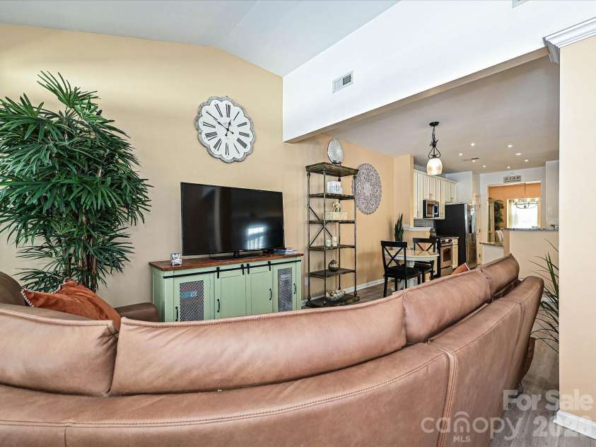 9740 Springholm Drive, Charlotte, NC 28278.  MLS# CAR4356147, YatesRealty ID 12242. 