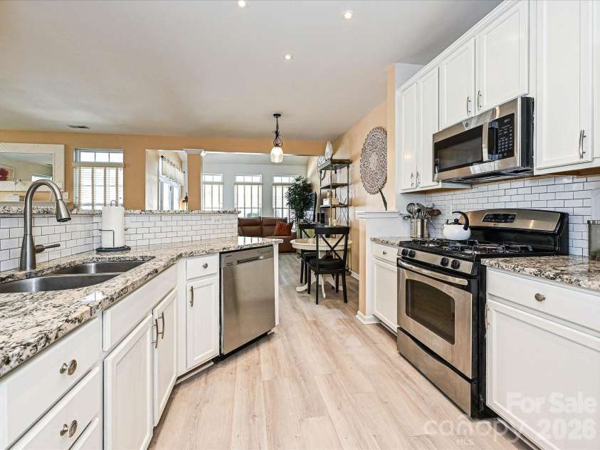 9740 Springholm Drive, Charlotte, NC 28278.  MLS# CAR4356147, YatesRealty ID 12242. 