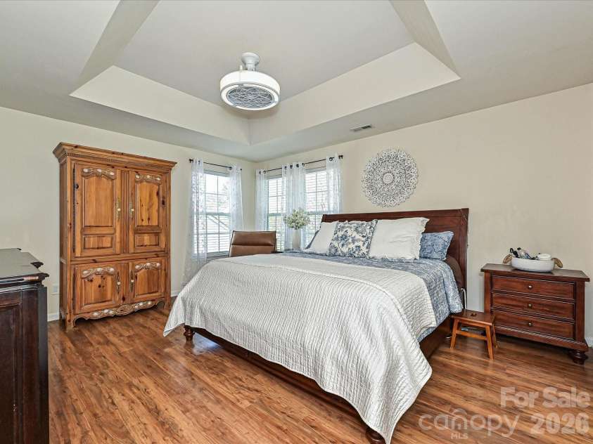 9740 Springholm Drive, Charlotte, NC 28278.  MLS# CAR4356147, YatesRealty ID 12242. 
