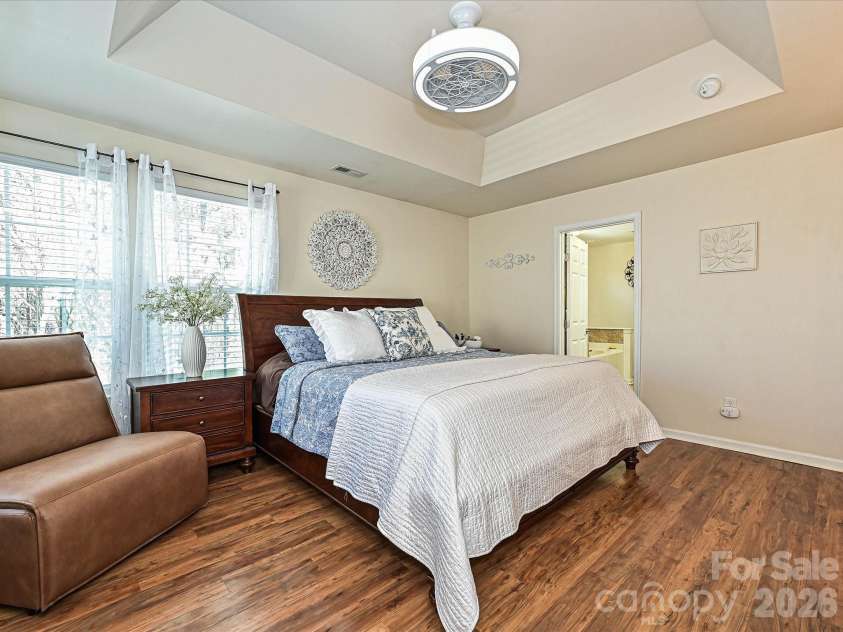9740 Springholm Drive, Charlotte, NC 28278.  MLS# CAR4356147, YatesRealty ID 12242. 
