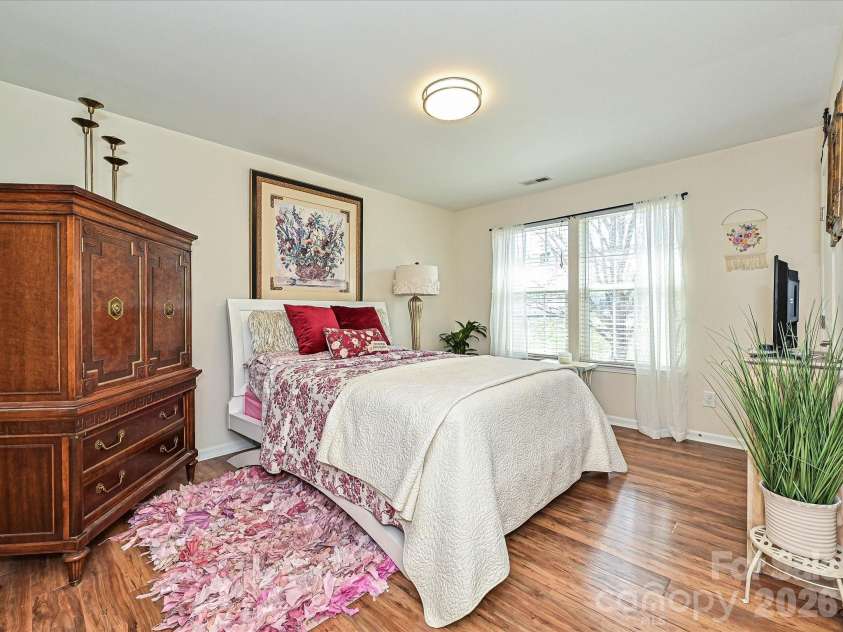9740 Springholm Drive, Charlotte, NC 28278.  MLS# CAR4356147, YatesRealty ID 12242. 