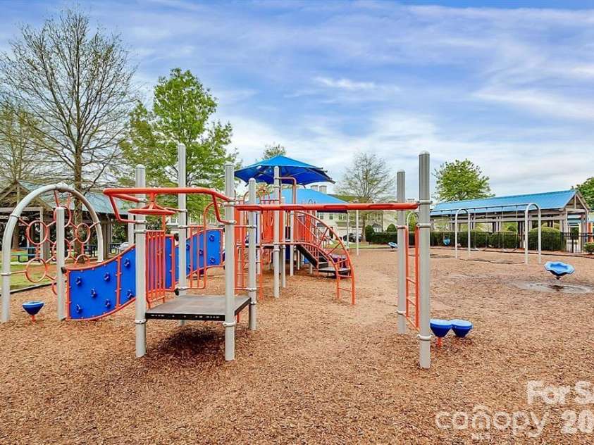 9740 Springholm Drive, Charlotte, NC 28278.  MLS# CAR4356147, YatesRealty ID 12242. 