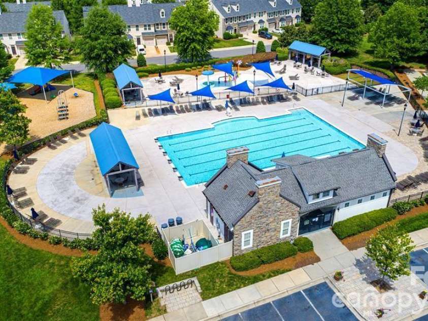 9740 Springholm Drive, Charlotte, NC 28278.  MLS# CAR4356147, YatesRealty ID 12242. 