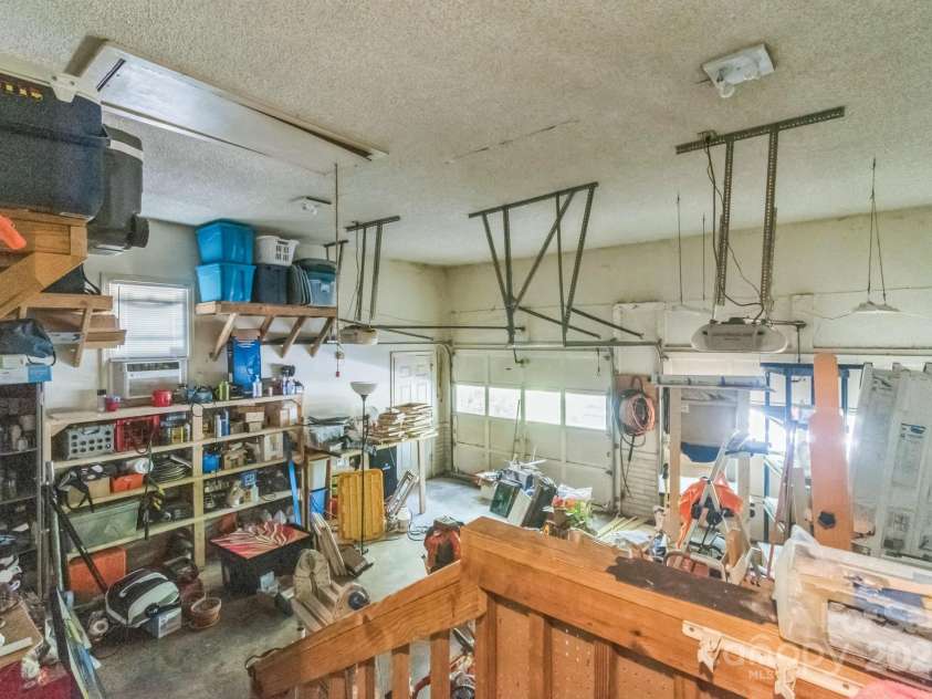 4424 Huntington Drive, Gastonia, NC 28056.  MLS# CAR4256568, YatesRealty ID 12243. 