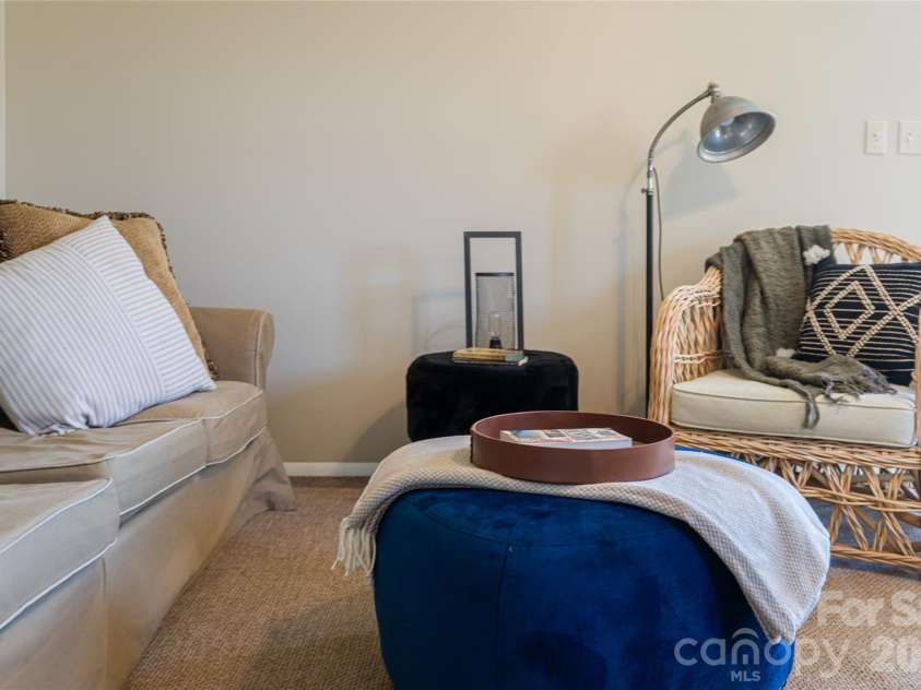 231 View Street, Asheville, NC 28806.  MLS# CAR4365153, YatesRealty ID 12244. 